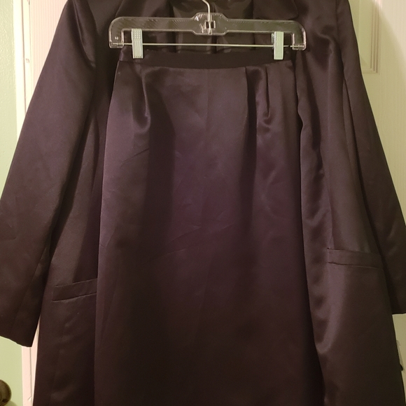 2 Piece Black Skirt Suit - Picture 4 of 4